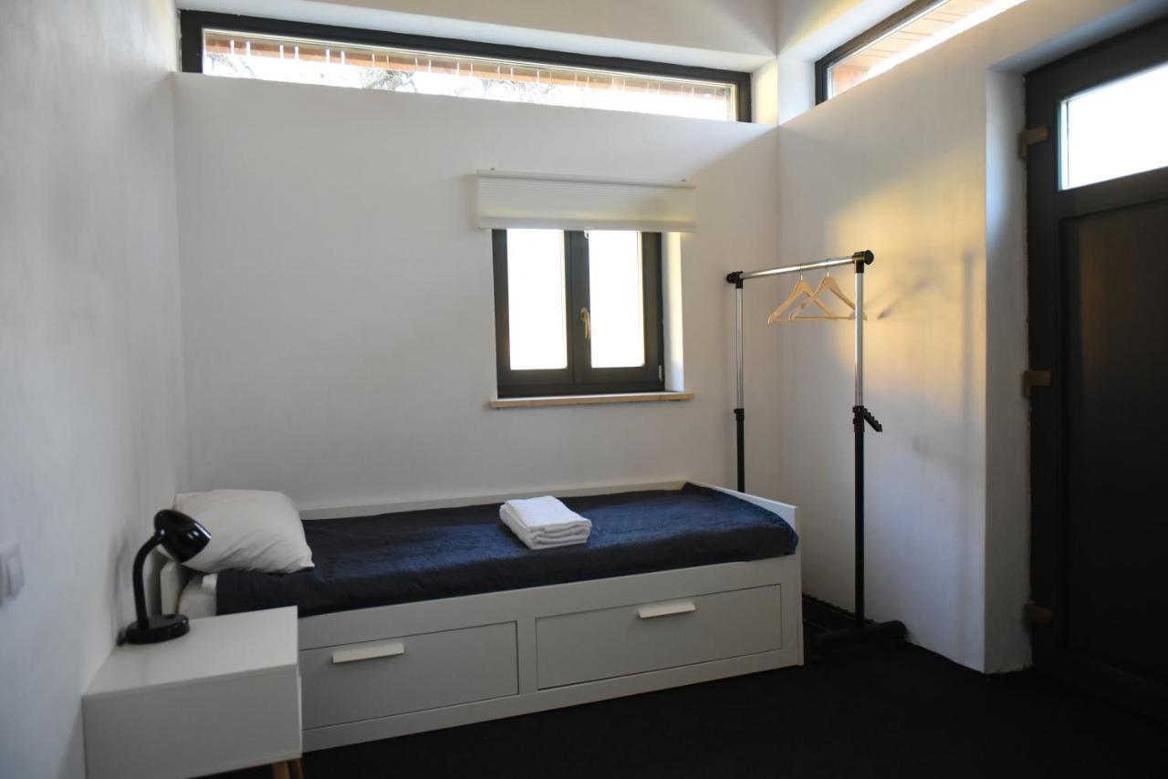 Bed and Breakfast Aster Panzio Cîmpu Cetăţii Exteriér fotografie